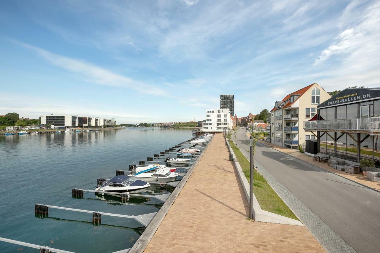 Luxury City Center Harbour Apartment 2 Bedroom Sønderborg Extérieur photo