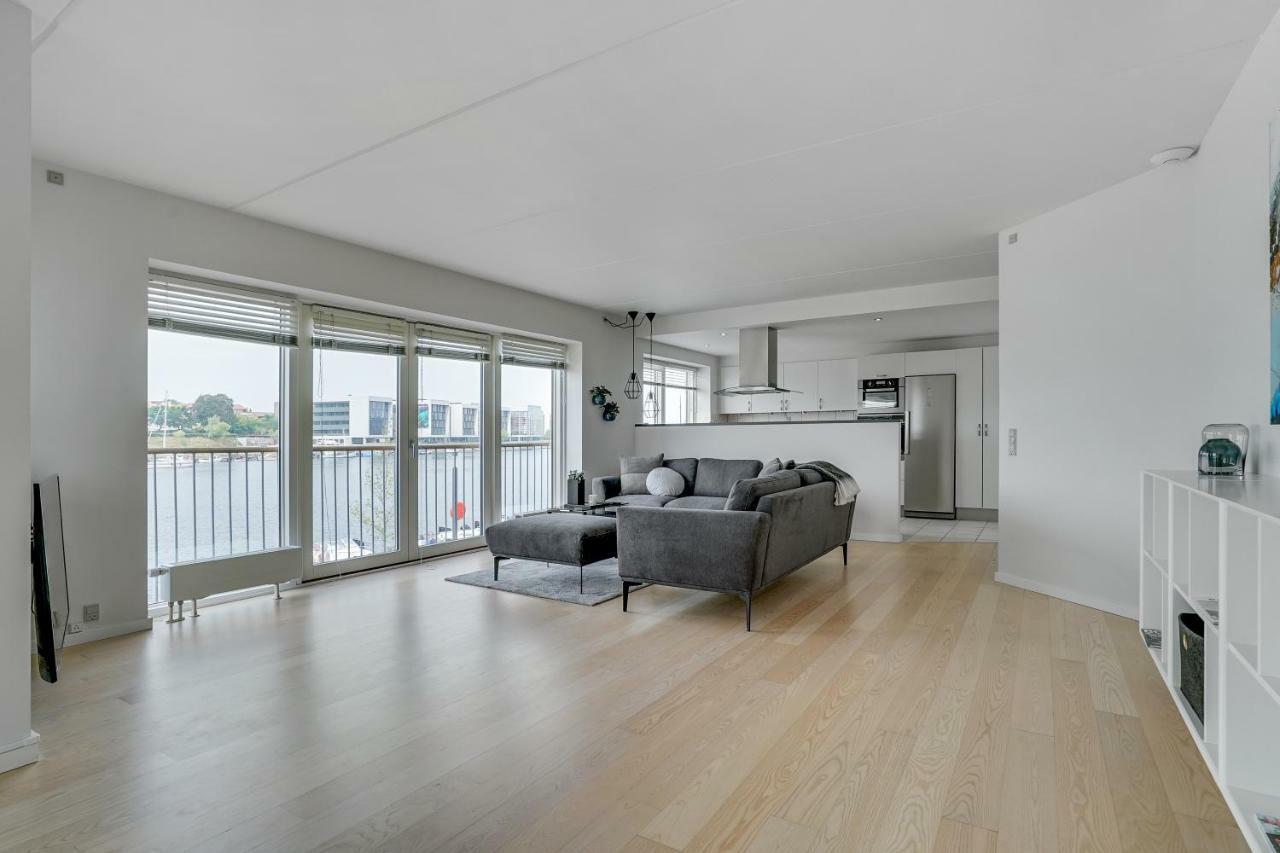 Luxury City Center Harbour Apartment 2 Bedroom Sønderborg Extérieur photo