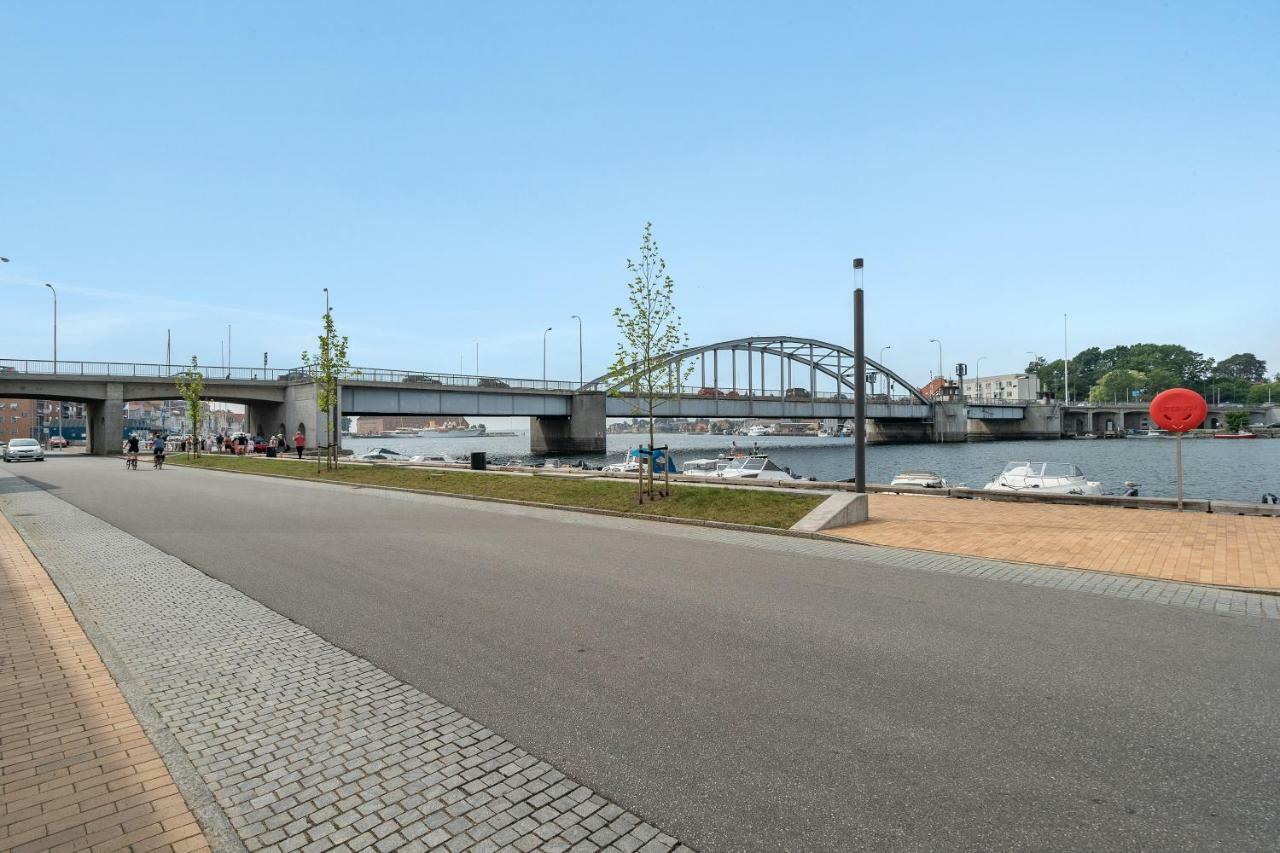 Luxury City Center Harbour Apartment 2 Bedroom Sønderborg Extérieur photo