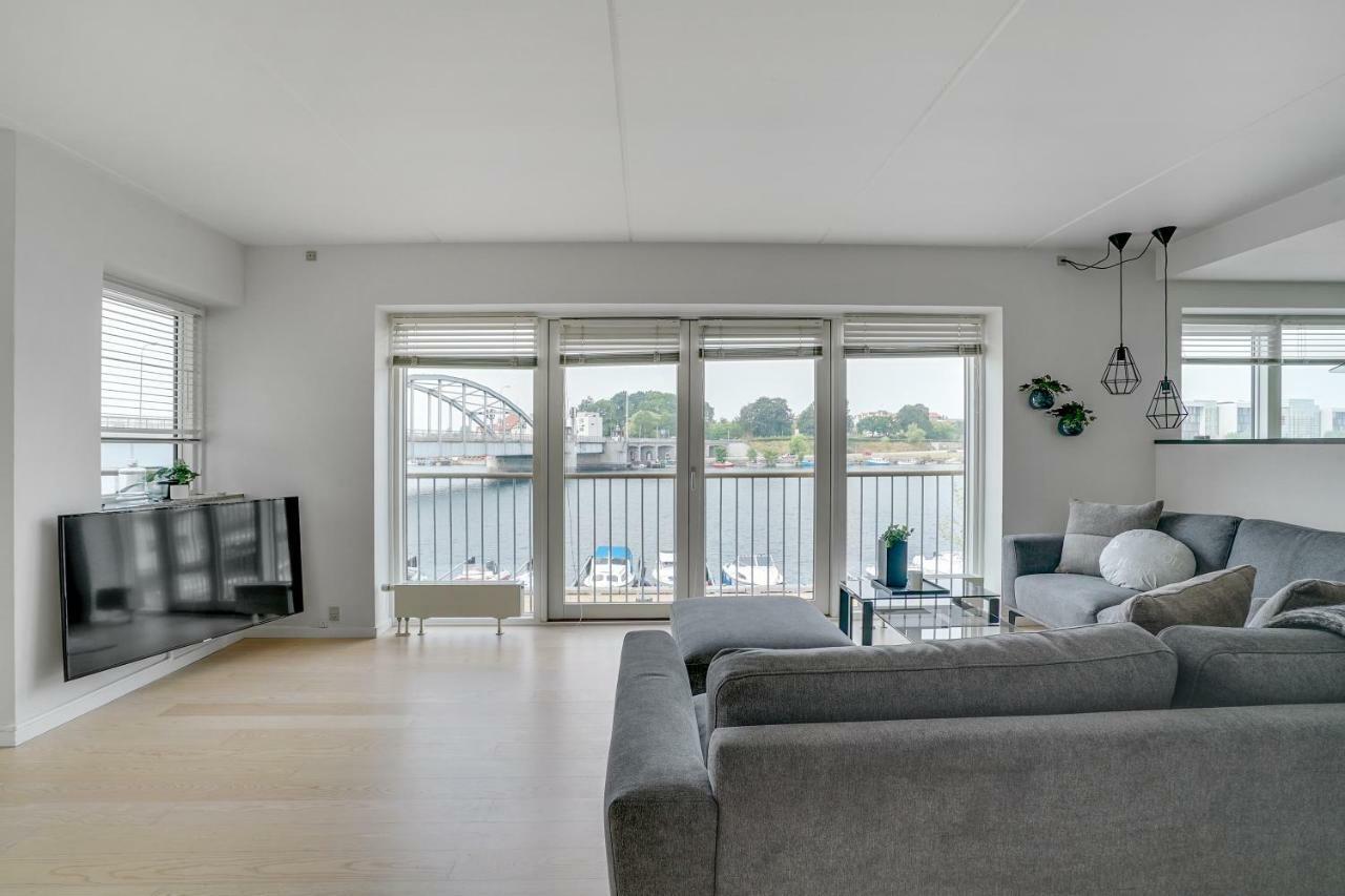 Luxury City Center Harbour Apartment 2 Bedroom Sønderborg Extérieur photo
